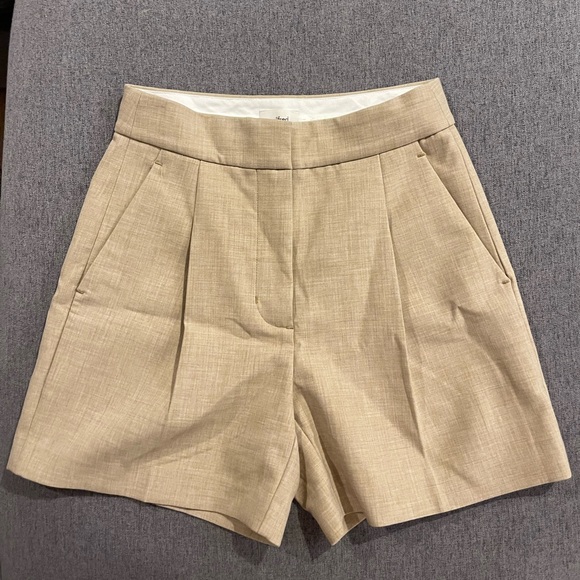 Aritzia Pants - Wilfred Ibiza Shorts